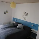 Summer House For Relaxation And Activity בית נופש *