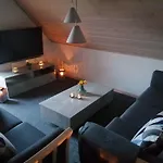 בית נופש Summer House For Relaxation And Activity גראסטן