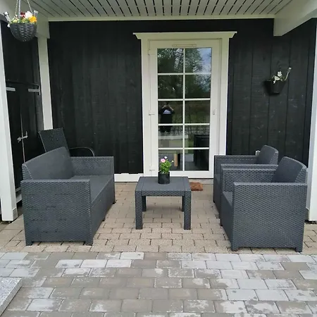 Summer House For Relaxation And Activity בית נופש *